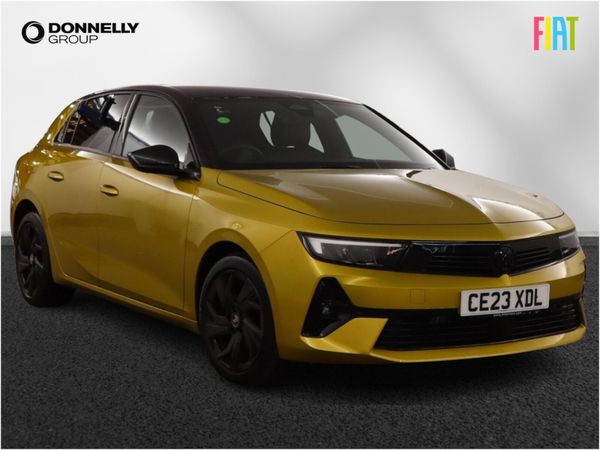 Vauxhall Astra Hatchback, Petrol, 2023, Yellow