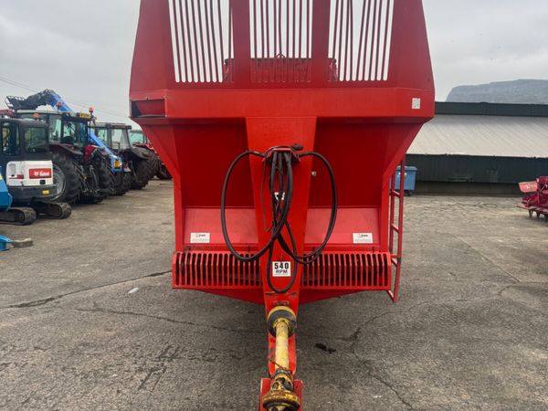Ktwo Duo 1200 MK5 Rear Discharge Spreader for sale in Co. Derry for £ ...