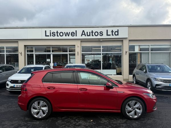 Volkswagen Golf Hatchback, Petrol, 2021, Red