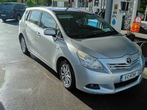 Toyota Verso MPV, Diesel, 2011, Silver
