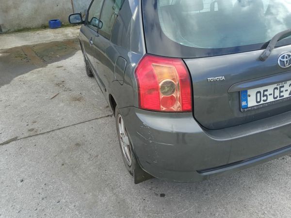 Toyota Corolla Hatchback, Petrol, 2005, Grey