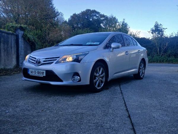 Toyota Avensis Saloon, Diesel, 2014, Silver