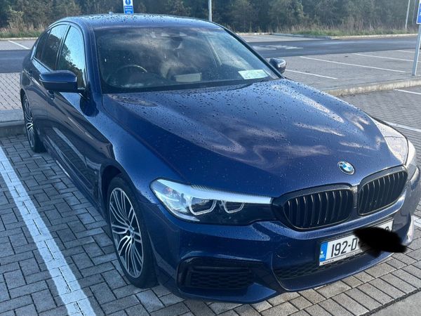 BMW 5-Series Saloon, Petrol Plug-in Hybrid, 2019, Blue