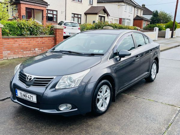 Toyota Avensis Saloon, Diesel, 2010, Grey