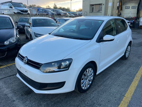 Volkswagen Polo Hatchback, Petrol, 2012, White