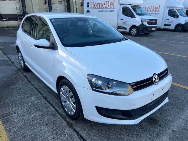 Volkswagen Polo Hatchback, Petrol, 2012, White