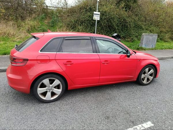 Audi A3 Hatchback, Diesel, 2013, Red