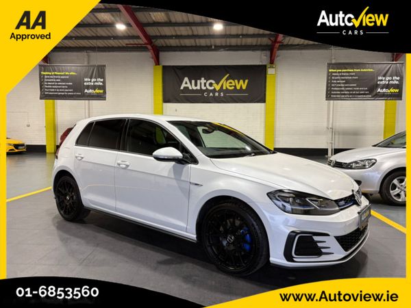 Volkswagen Golf Hatchback, Petrol Plug-in Hybrid, 2018, White
