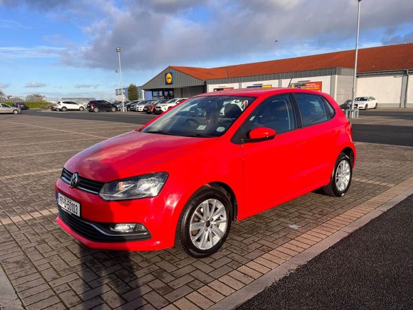 Volkswagen Polo Hatchback, Petrol, 2015, Red