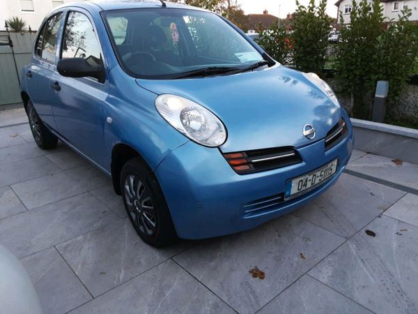 Nissan Micra Hatchback, Petrol, 2004, Blue