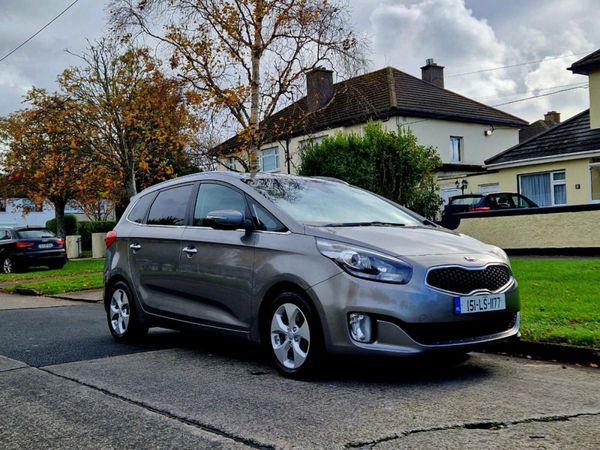 Kia Carens MPV, Diesel, 2015, Silver