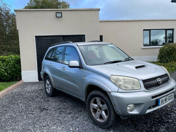 Toyota RAV4 SUV, Diesel, 2004, Silver