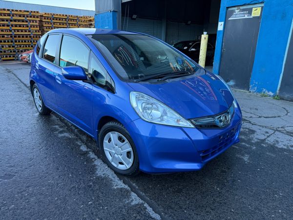 Honda Fit Hatchback, Petrol Hybrid, 2012, Blue