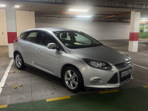 Ford Focus Hatchback, Diesel, 2014, Silver