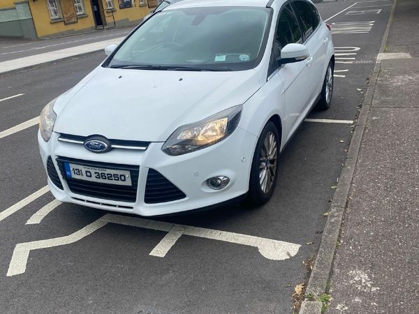 Ford Focus Hatchback, Petrol, 2013, White