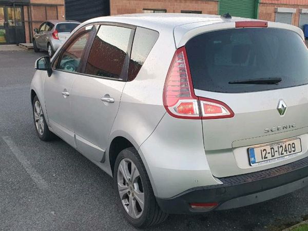 Renault Scenic MPV, Diesel, 2012, Silver