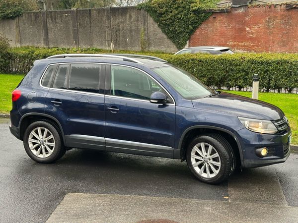Volkswagen Tiguan SUV, Diesel, 2013, Blue