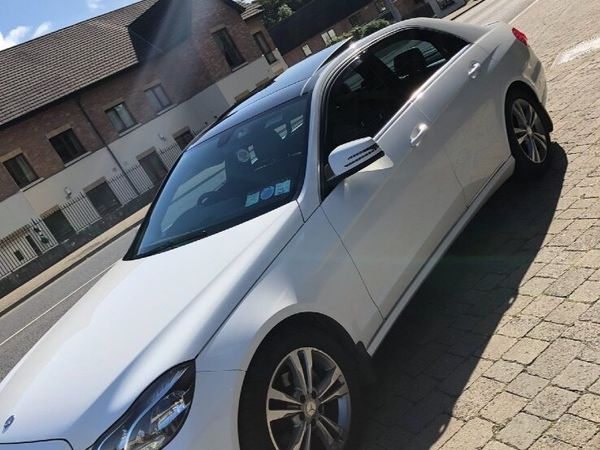 Mercedes-Benz E-Class Saloon, Diesel, 2013, White
