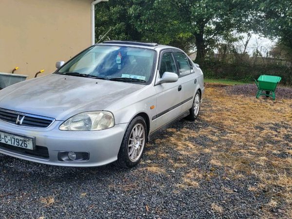 Honda Civic Saloon, Petrol, 2000, Silver