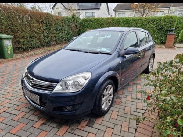 Opel Astra Hatchback, Petrol, 2008, Blue
