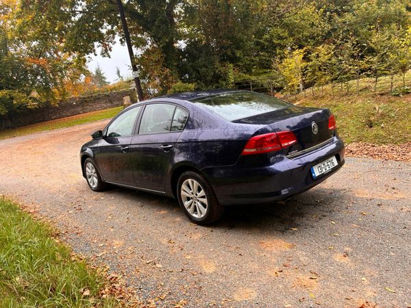 Volkswagen Passat Saloon, Diesel, 2013, Blue