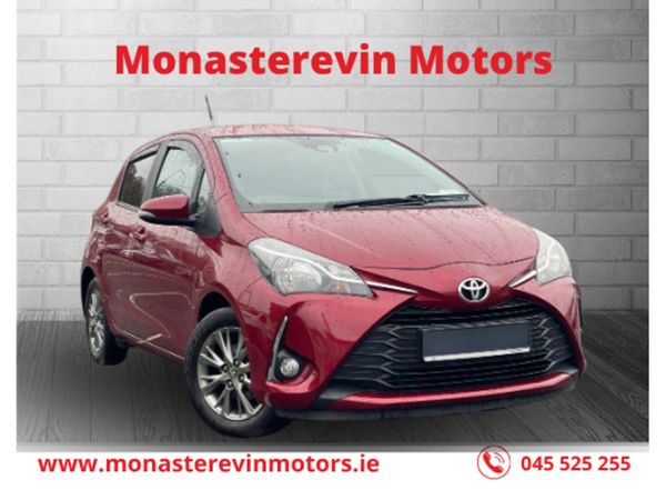 Toyota Yaris Hatchback, Petrol, 2019, Red