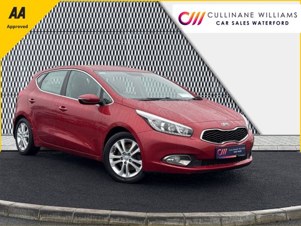 Kia Ceed Hatchback, Diesel, 2016, Red