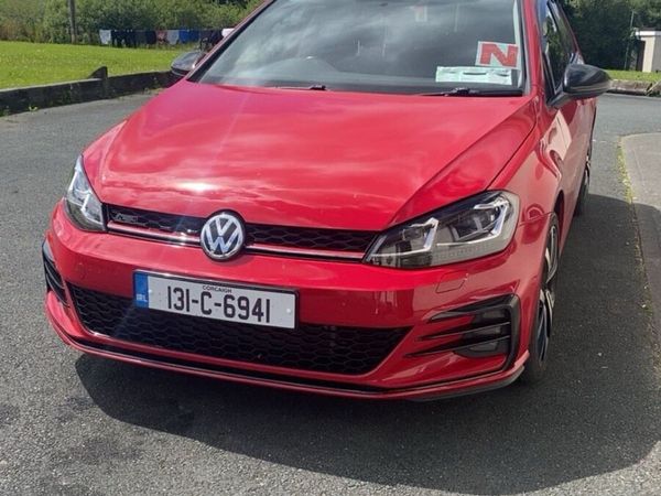 Volkswagen Golf Estate, Diesel, 2013, Red