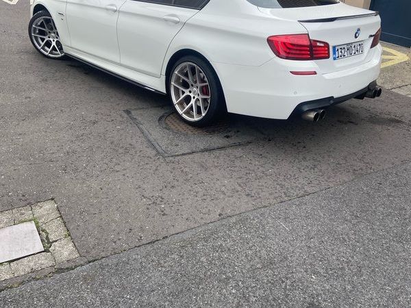 BMW 5-Series Saloon, Diesel, 2013, White