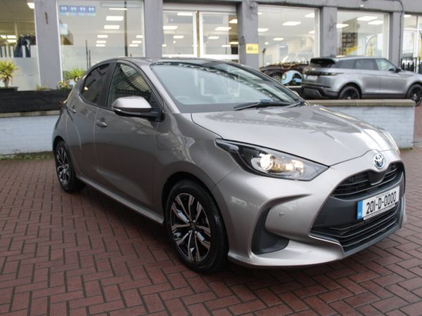 Toyota Yaris Hatchback, Petrol Hybrid, 2020, Grey