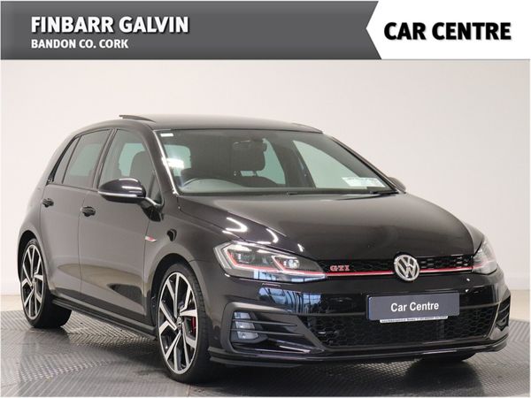 Volkswagen Golf Estate, Petrol, 2019, Black