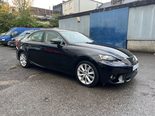 Lexus IS Saloon, Petrol Hybrid, 2015, Black