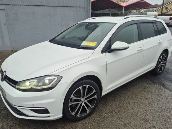 Volkswagen Golf Estate, Petrol, 2020, White