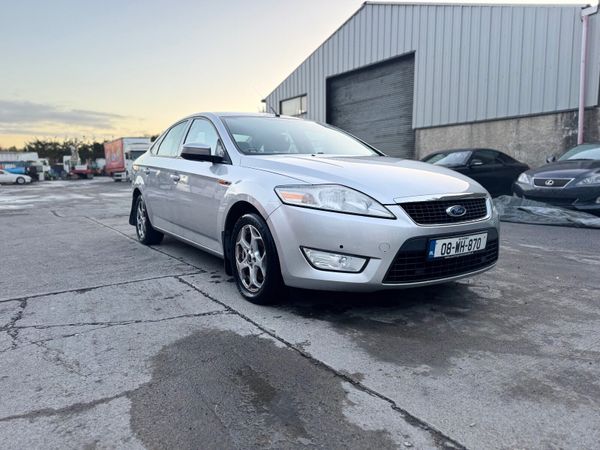 Ford Mondeo Saloon, Petrol, 2008, Silver