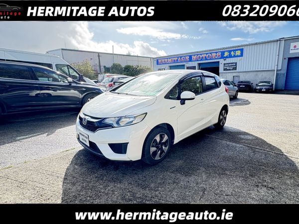 Honda Fit Hatchback, Petrol Hybrid, 2017, White
