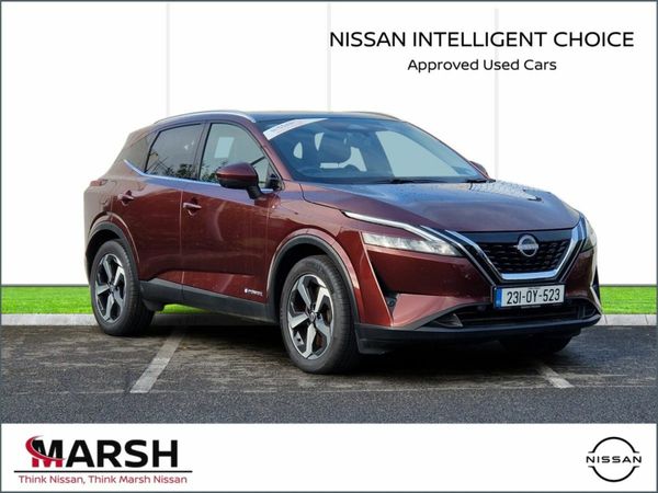 Nissan Qashqai MPV, Petrol Hybrid, 2023, Red