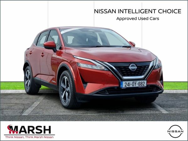Nissan Qashqai MPV, Petrol Hybrid, 2024, Red