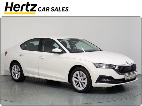 Skoda Octavia Saloon, Diesel, 2024, White