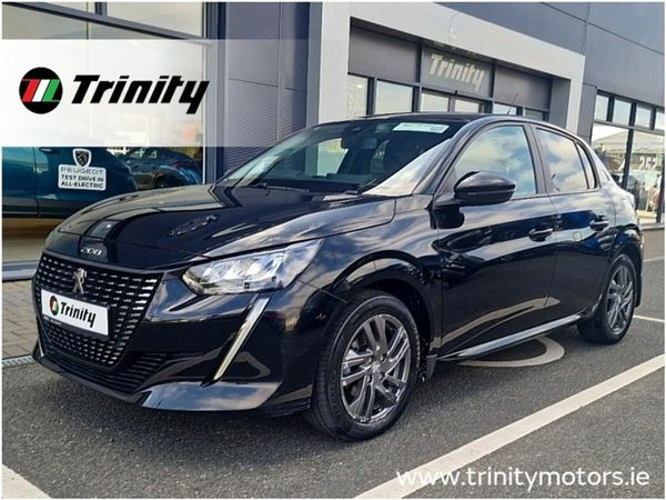 Peugeot 208 Hatchback, Petrol, 2023, Black