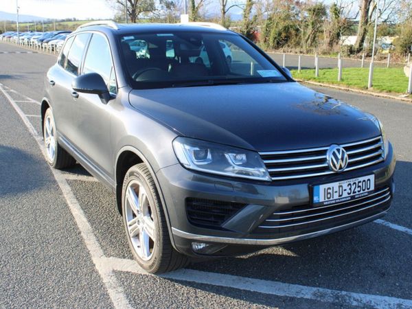 Volkswagen Touareg SUV, Diesel, 2016, Grey