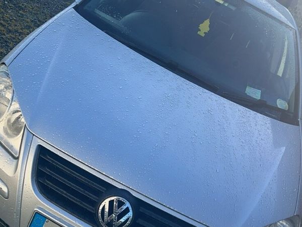 Volkswagen Polo Hatchback, Petrol, 2007, Silver