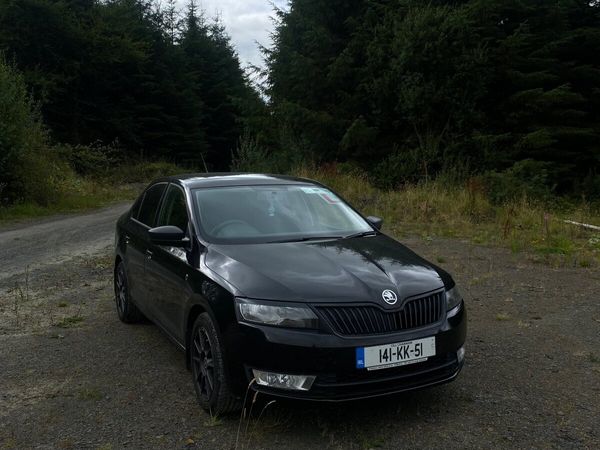 Skoda Rapid Saloon, Petrol, 2014, Black