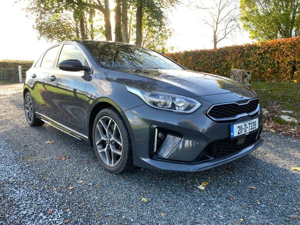 Kia Ceed Hatchback, Diesel, 2021, Grey
