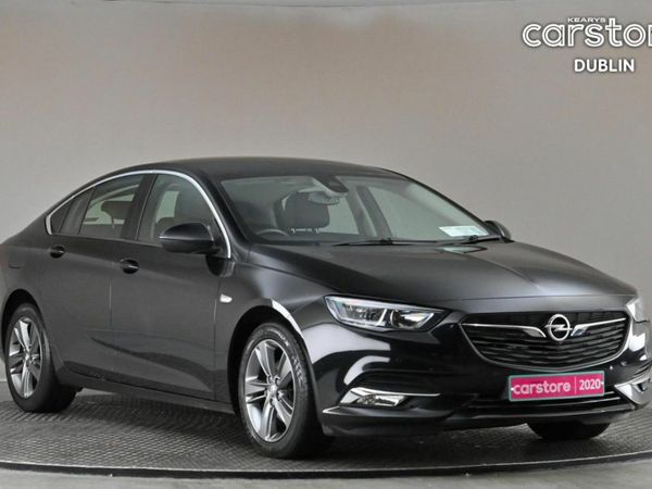 Opel Insignia Hatchback, Diesel, 2020, Black