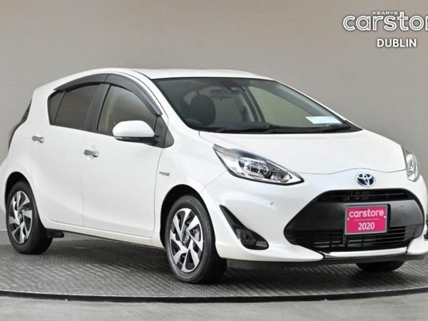 Toyota Aqua Hatchback, Petrol Hybrid, 2020, White