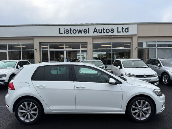 Volkswagen Golf Hatchback, Petrol, 2019, White