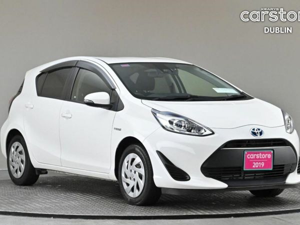 Toyota Aqua Hatchback, Petrol Hybrid, 2019, White