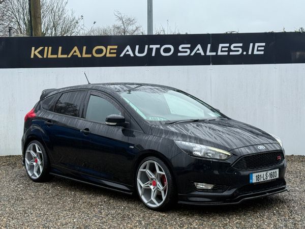 Ford Focus Hatchback, Petrol, 2018, Black
