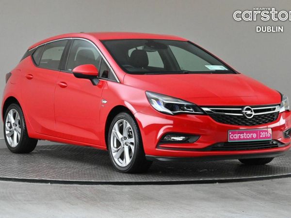 Opel Astra Hatchback, Petrol, 2016, Red