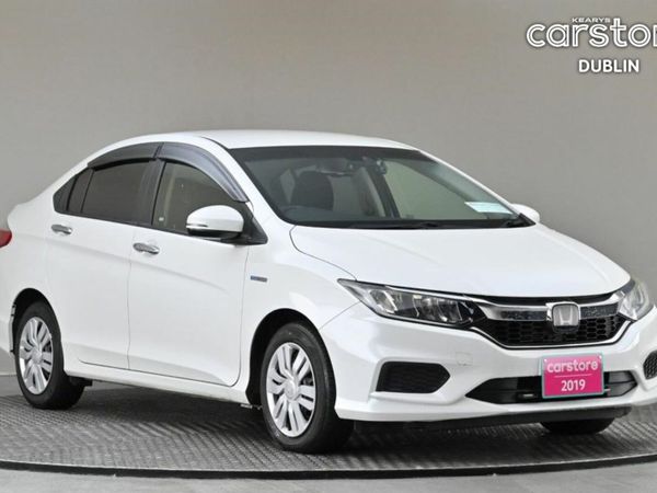 Honda Grace Saloon, Petrol Hybrid, 2019, White